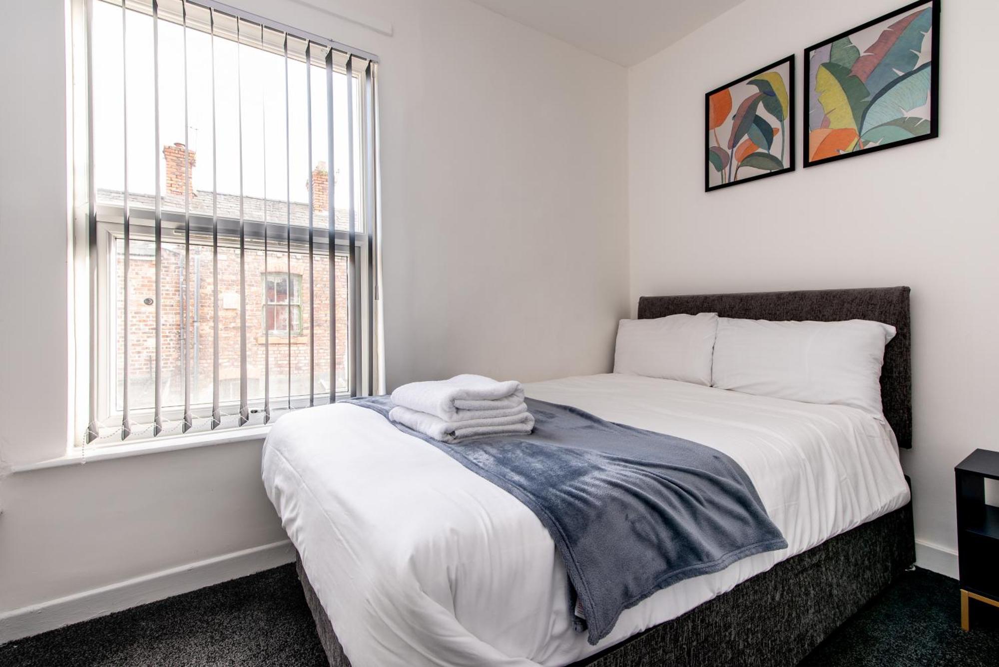 2 Bed House Close To Liverpool & Everton Stadiums Exterior photo